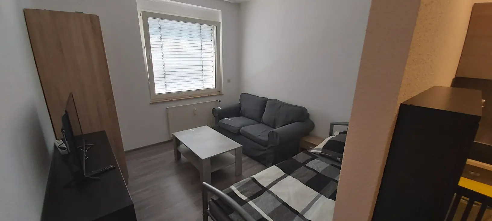 Zentrales Apartment in Siegen-Weidenau für 1 Pers. - property photo 2