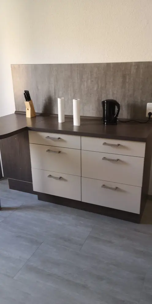 5-Personen-Unterkunft mit Balkon & Zimmerbad - foto de propiedad 7