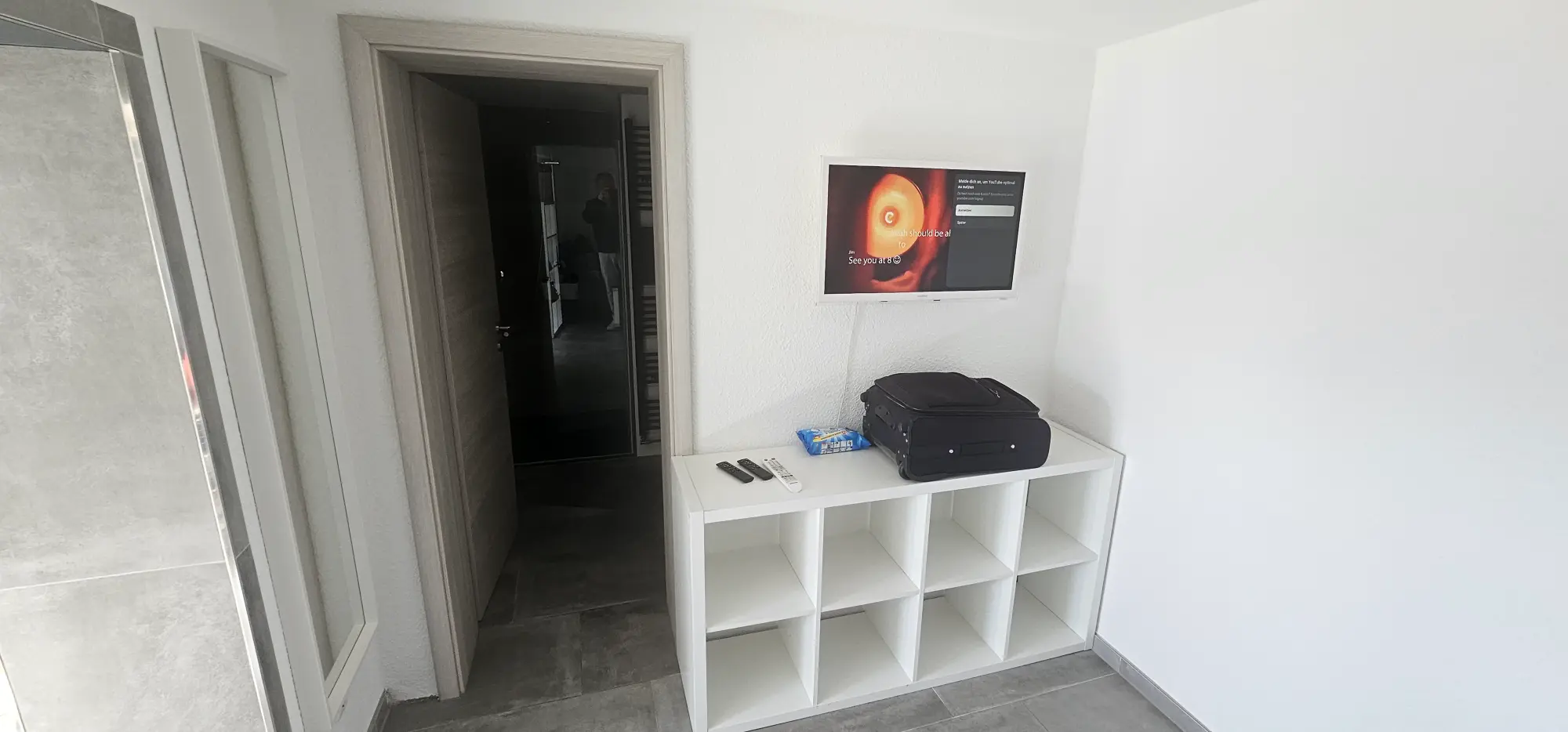 Voll ausgestattetes Apartment mit Terrasse - property photo 2