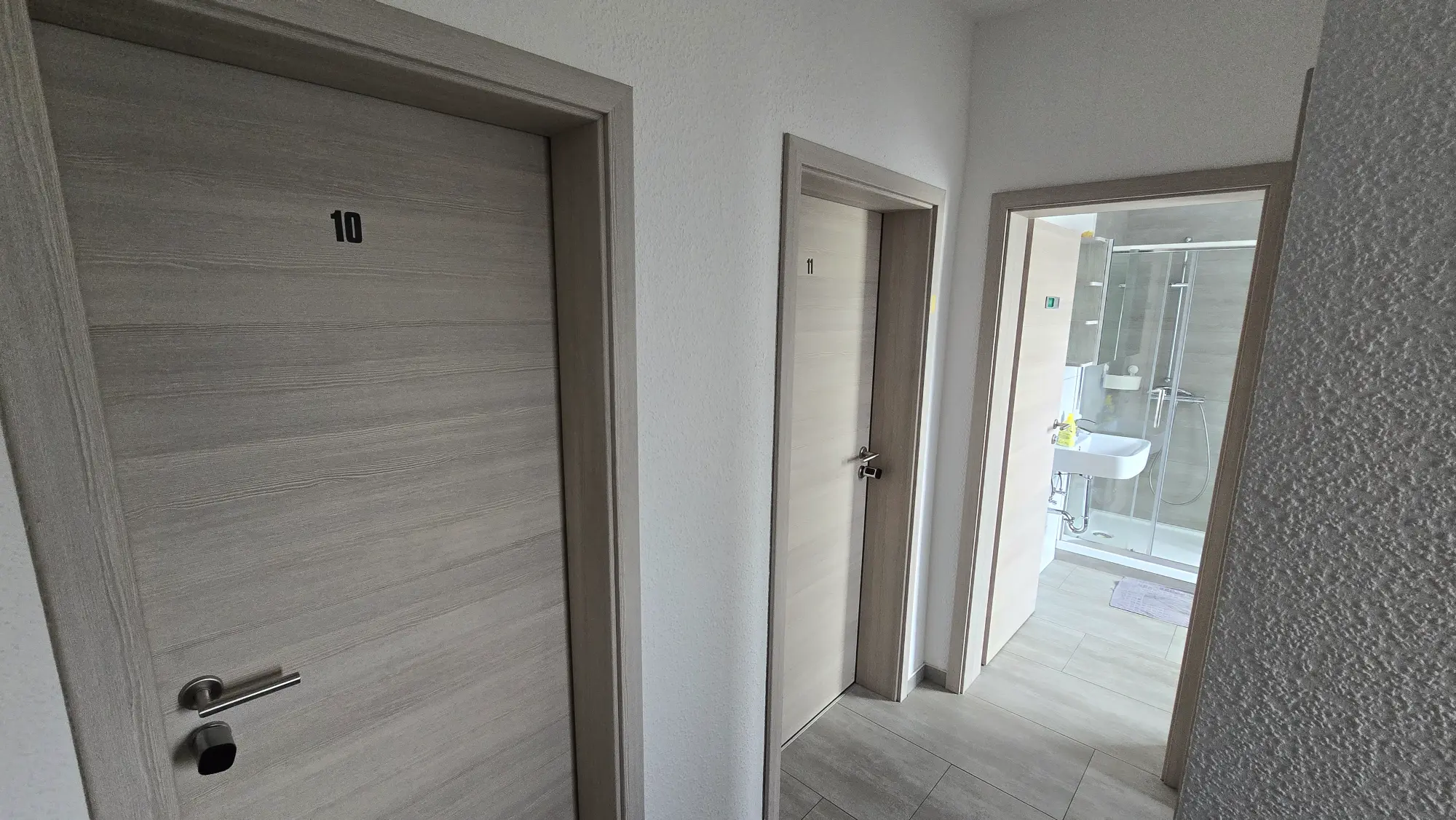 3-Personen-Unterkunft mit Balkon & Smartlock - foto de propiedad 2