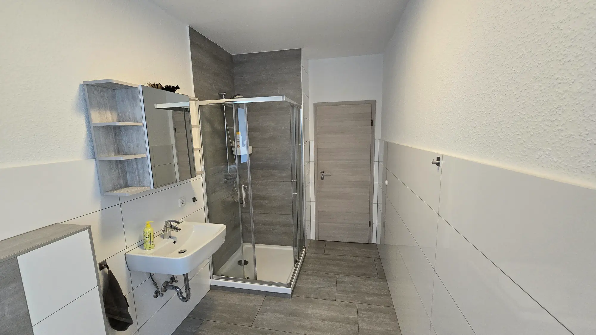 Zentrale Unterkunft für 5 mit Smartlock - foto nemovitosti 8