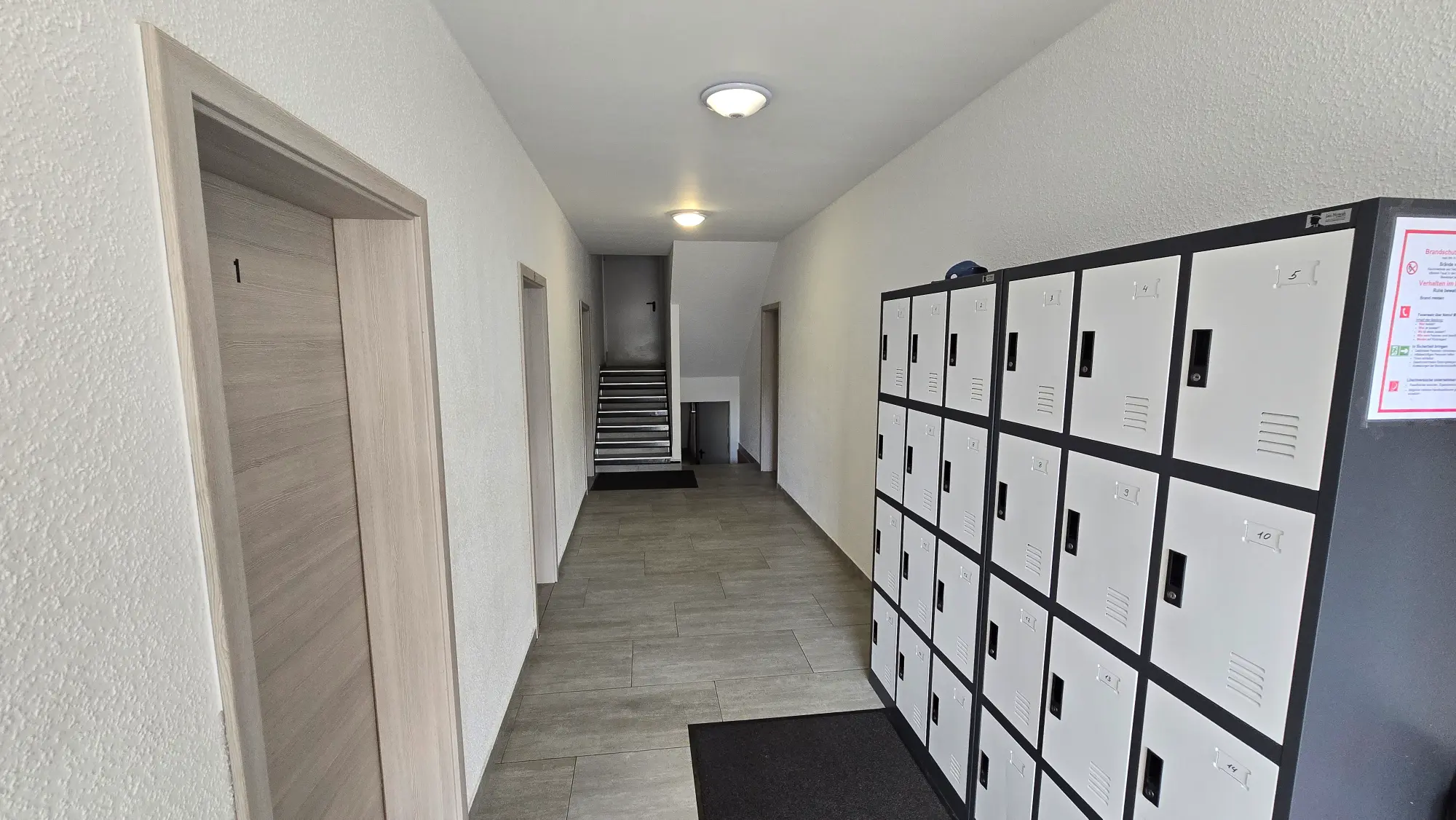 Zentrale Unterkunft für 5 mit Smartlock - foto nemovitosti 1