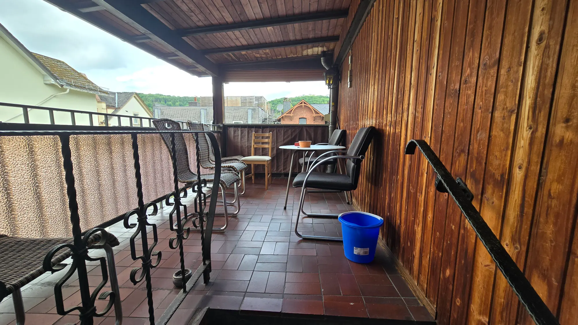 5-Personen-Unterkunft mit Balkon & Zimmerbad - foto de propiedad 4