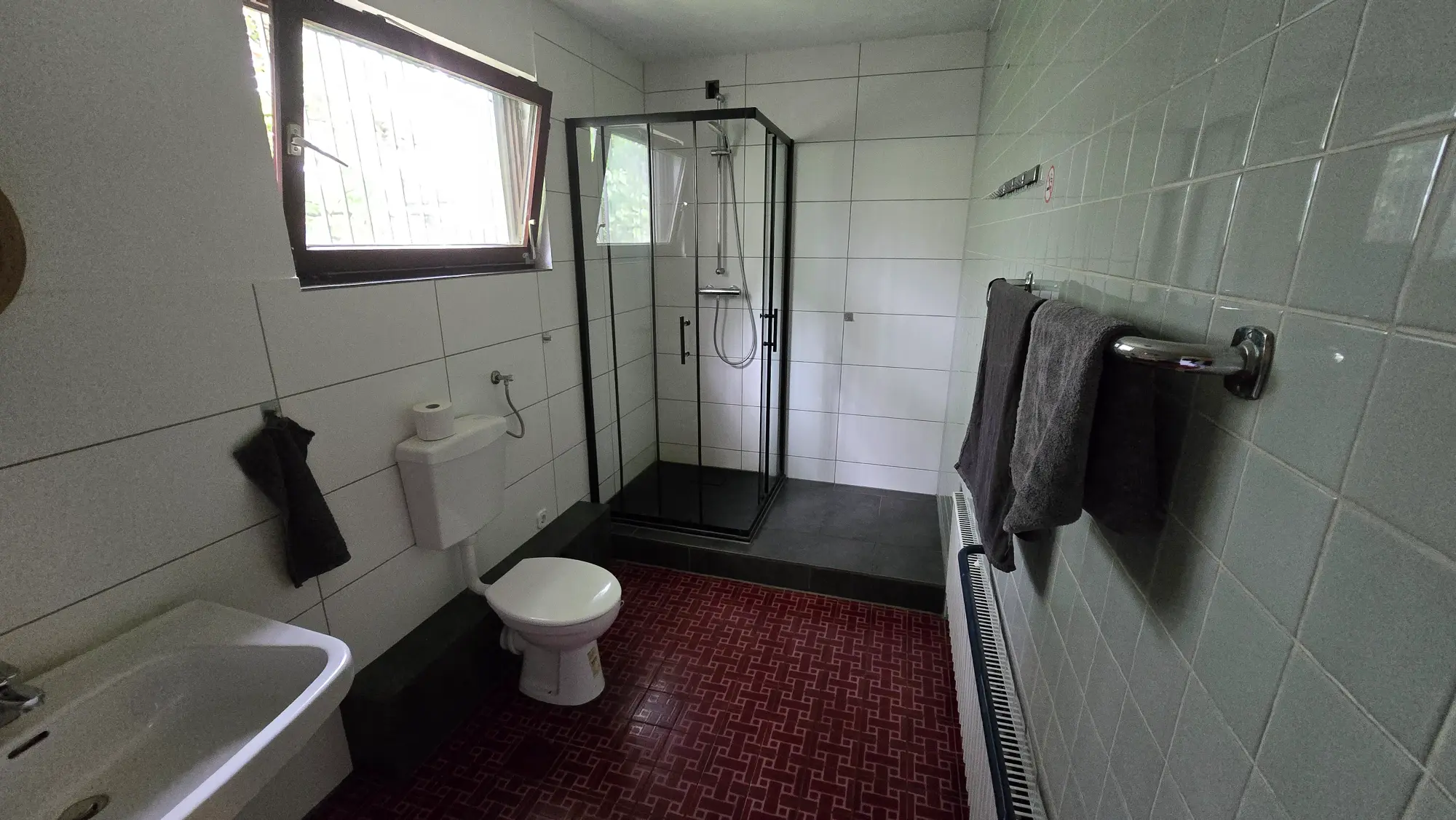 Großzügige Villa für 10 Pers. mit Terrasse & Hof - ingatlan fénykép 8