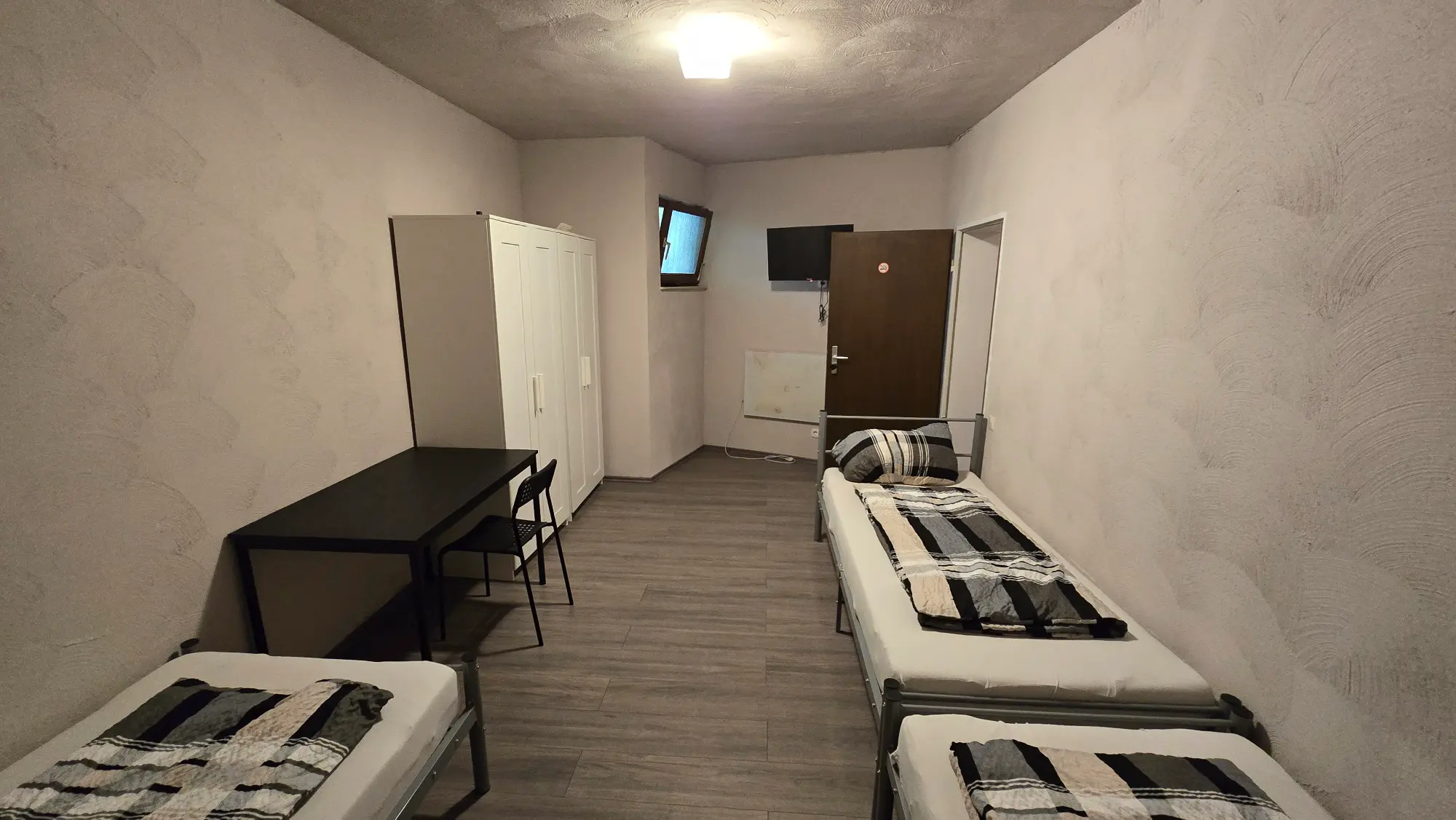 5-Personen-Wohnung mit 3 Zimmern & Terrasse - фото 11 недвижимости